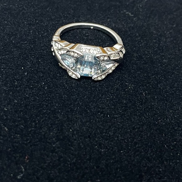 Jewelry - Silver Tone Ring with Blue Gemstones